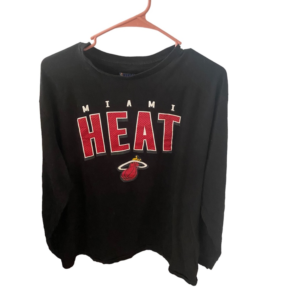 Miami heat long sleeve shirt size xl